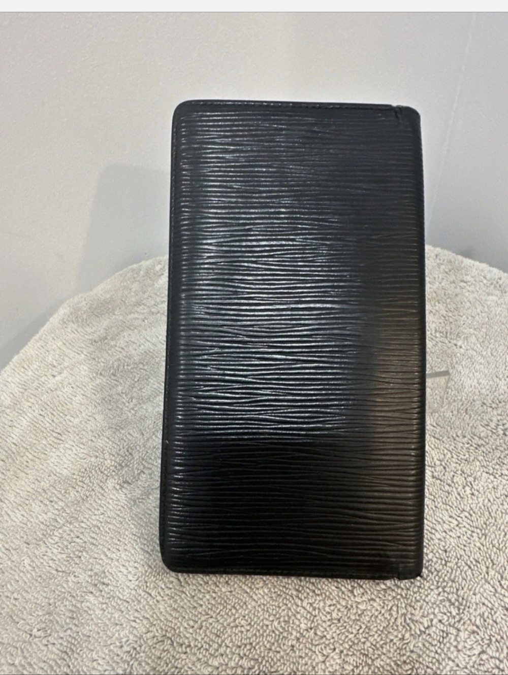 LV Louis Vuitton Black Epi Leather Long Wallet - Picture 2 of 8